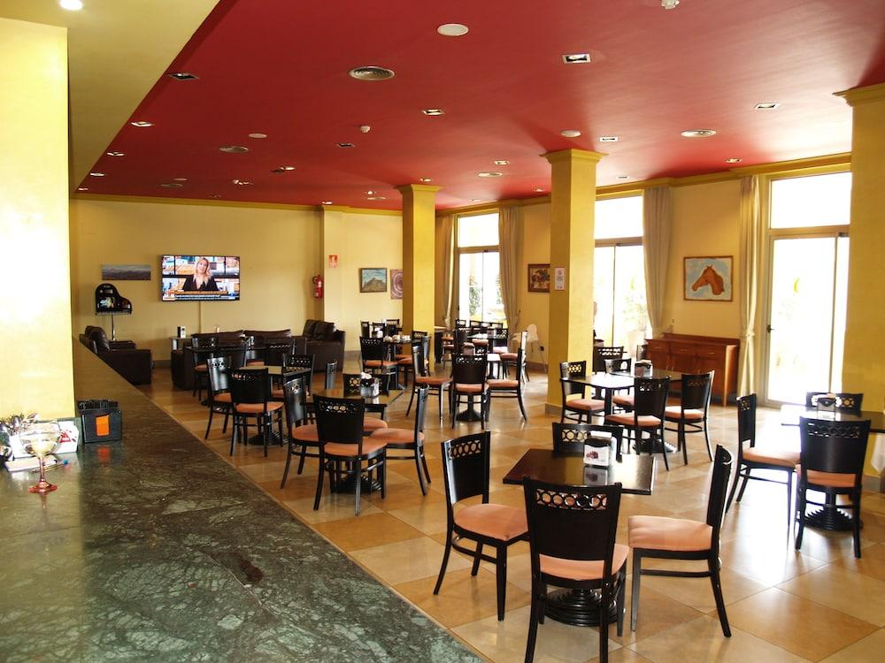 Hotel Montera Plaza Los Barrios Dış mekan fotoğraf