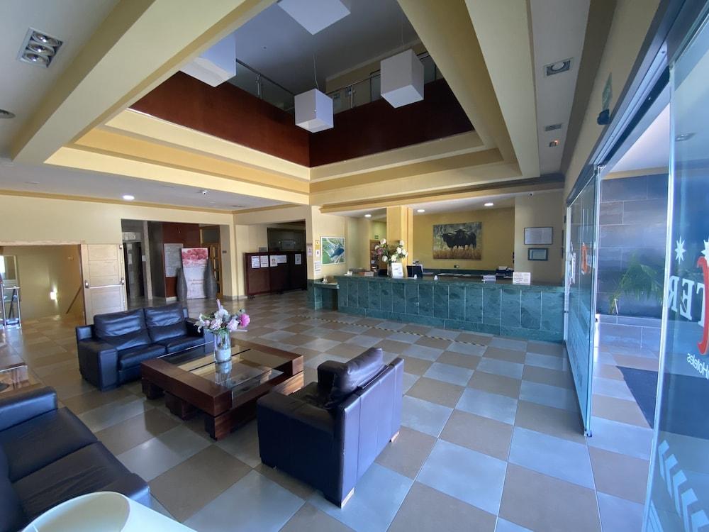 Hotel Montera Plaza Los Barrios Dış mekan fotoğraf