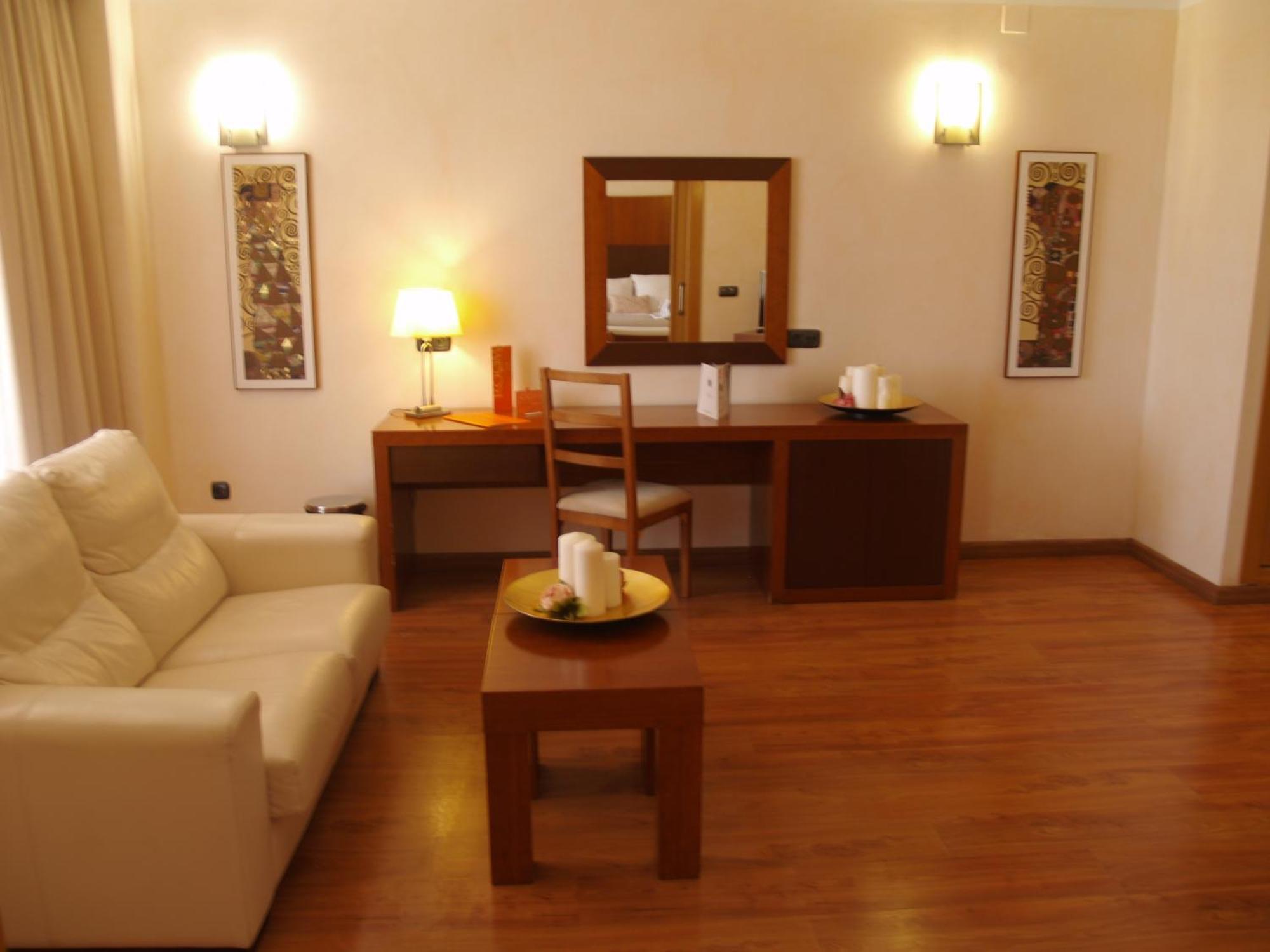 Hotel Montera Plaza Los Barrios Dış mekan fotoğraf