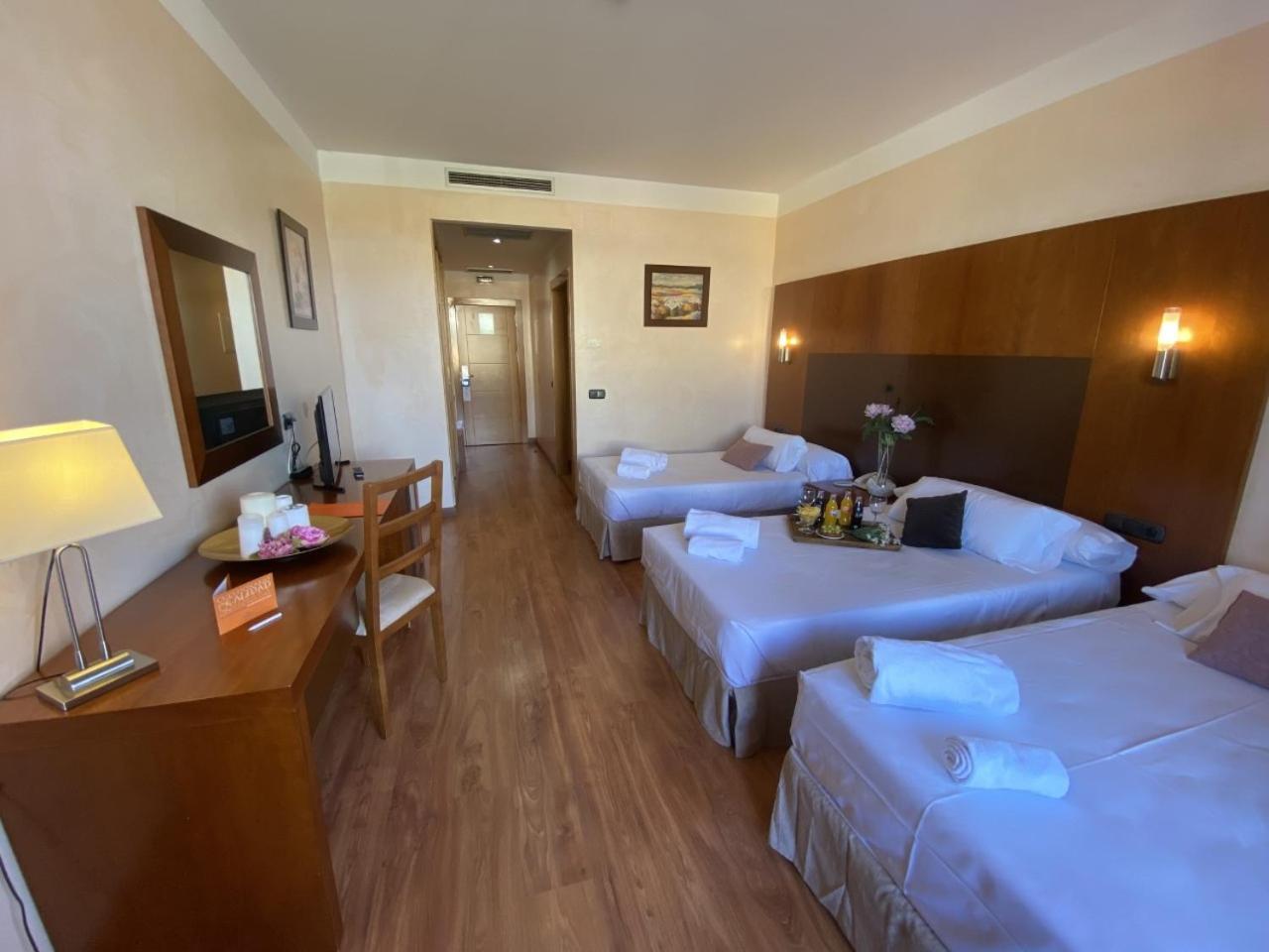 Hotel Montera Plaza Los Barrios Dış mekan fotoğraf