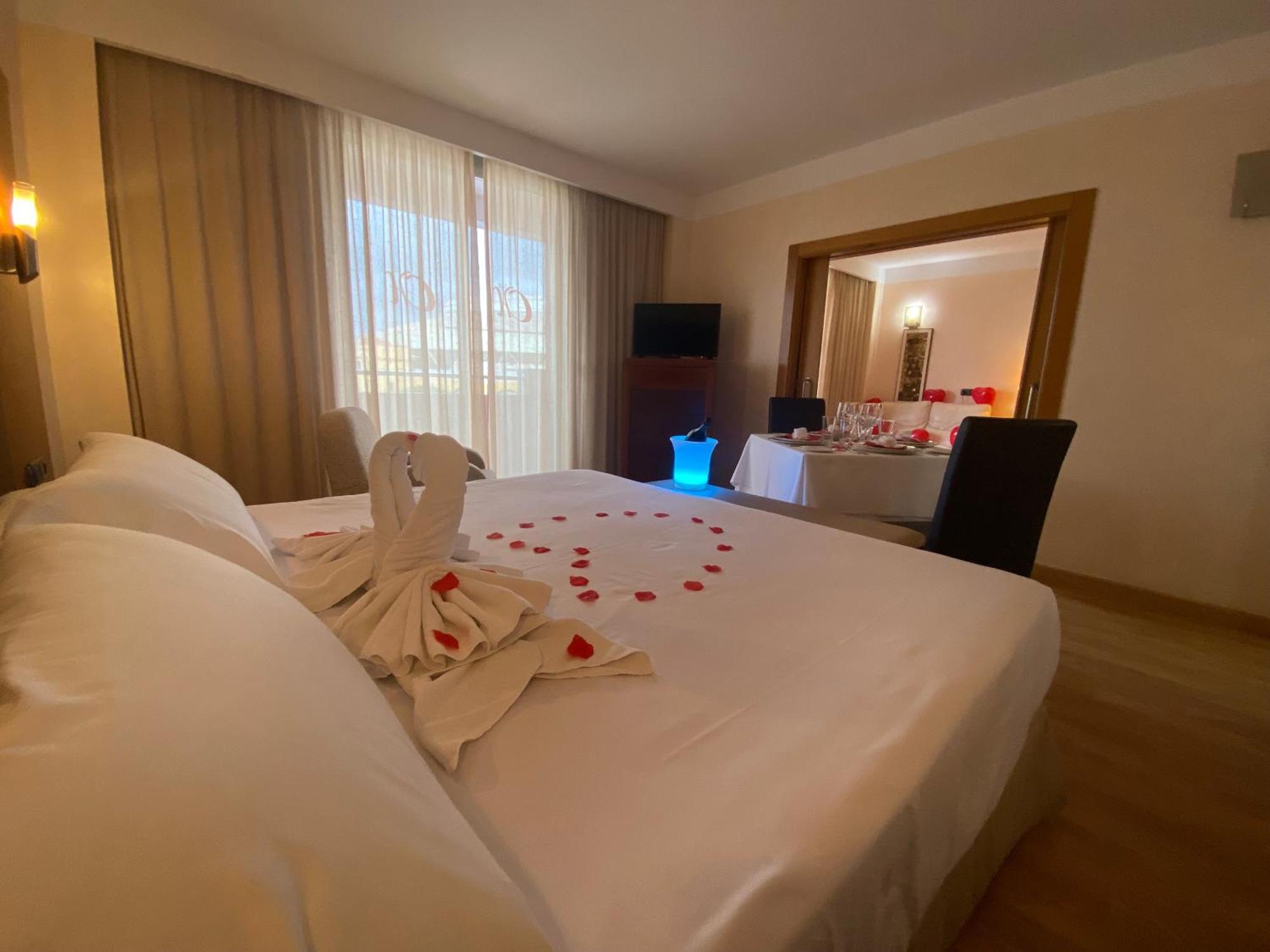 Hotel Montera Plaza Los Barrios Dış mekan fotoğraf