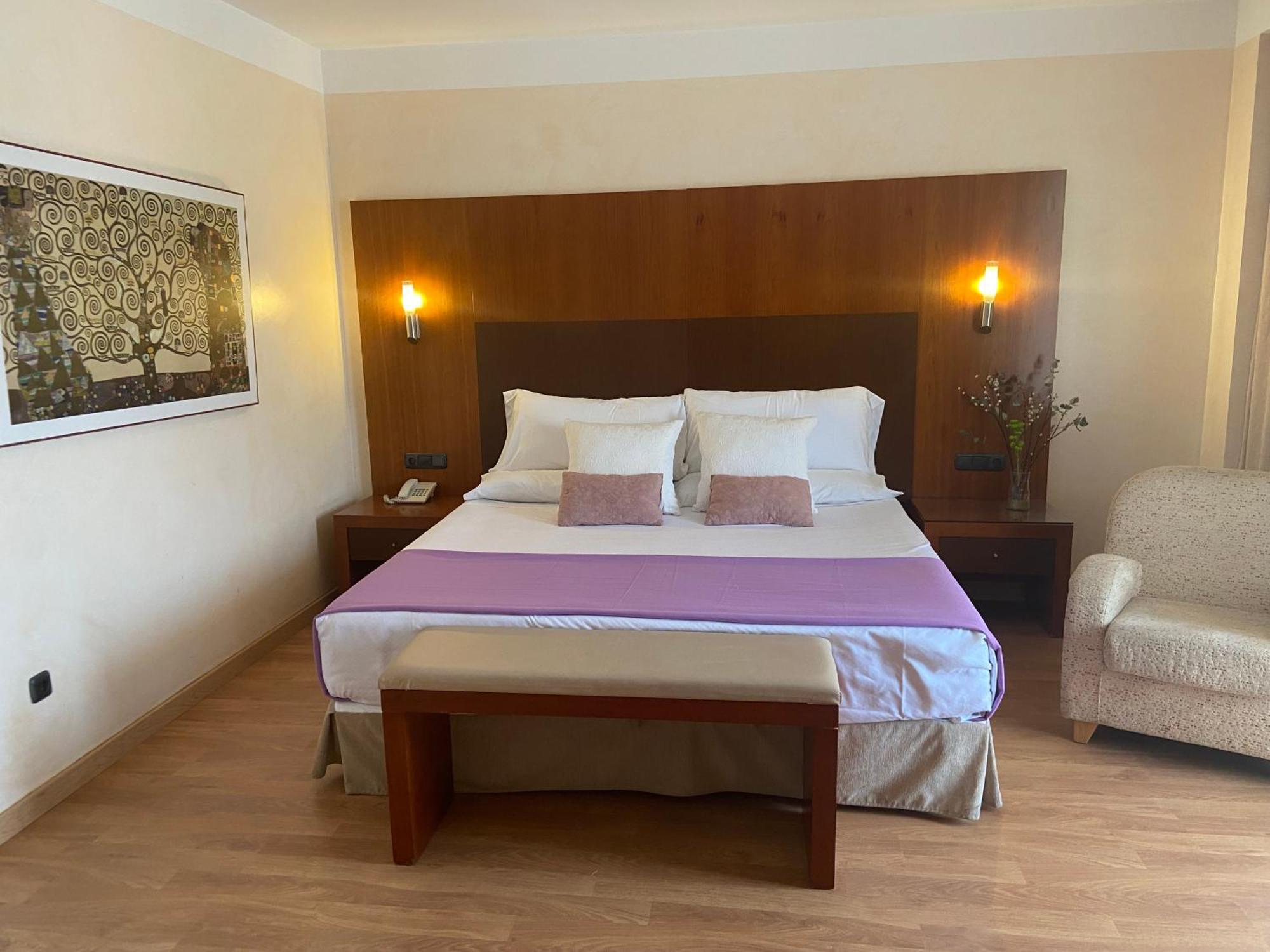Hotel Montera Plaza Los Barrios Dış mekan fotoğraf
